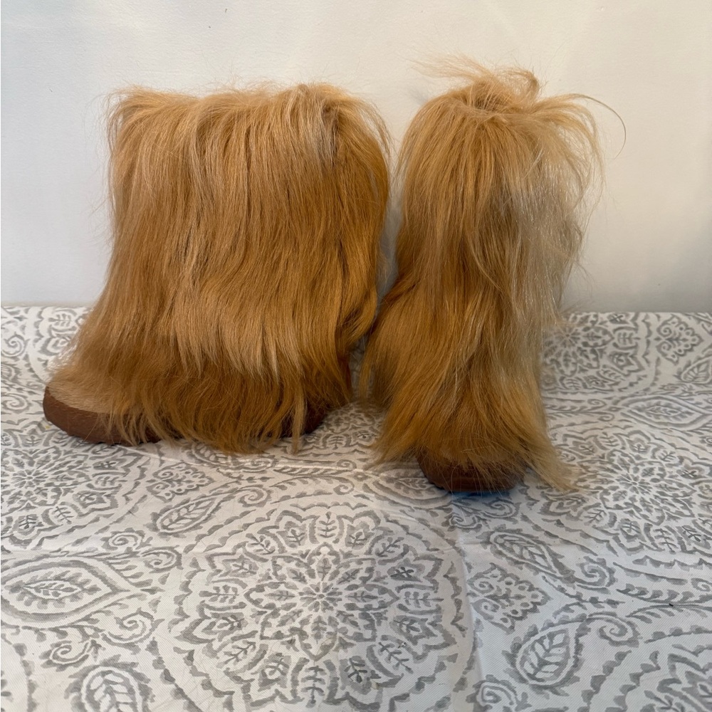 Pajar goat hair boots